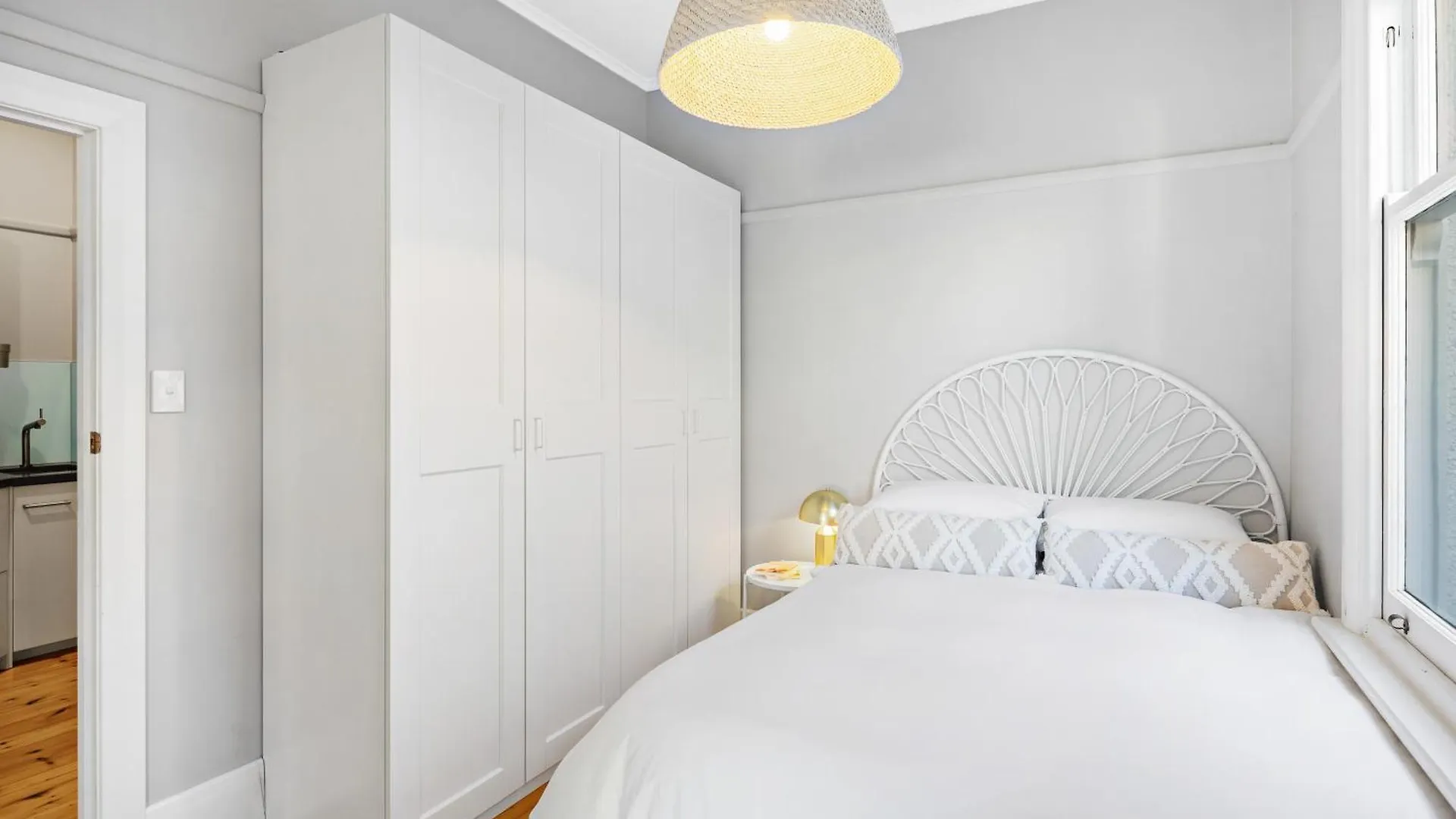 The Oslo On Broadway Villa 2 Glenelg Holiday home